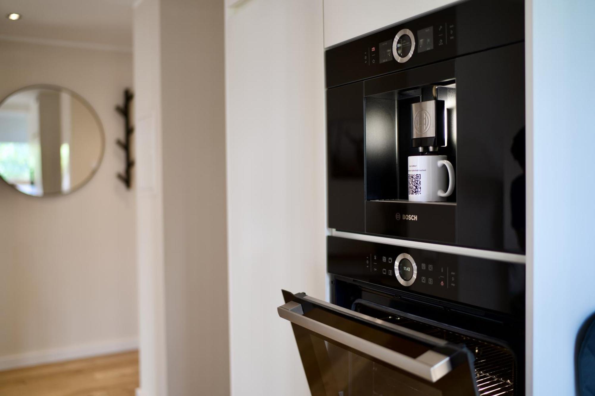 Edler Wohnraum Noble Stadtoase Mit Boxspringbett, Kaffeevollautomat & Parkplatz Zwickau Exterior foto