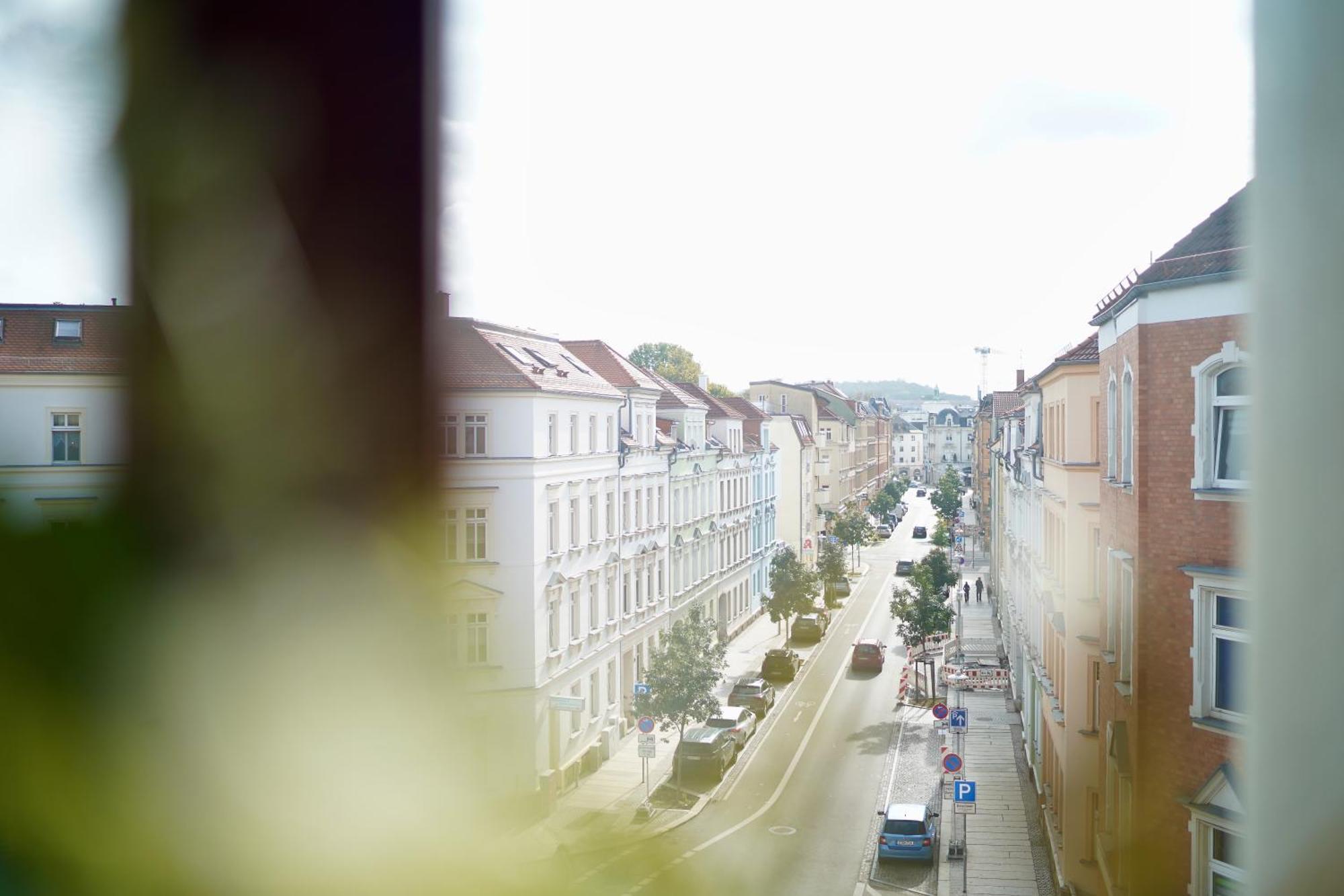 Edler Wohnraum Noble Stadtoase Mit Boxspringbett, Kaffeevollautomat & Parkplatz Zwickau Exterior foto