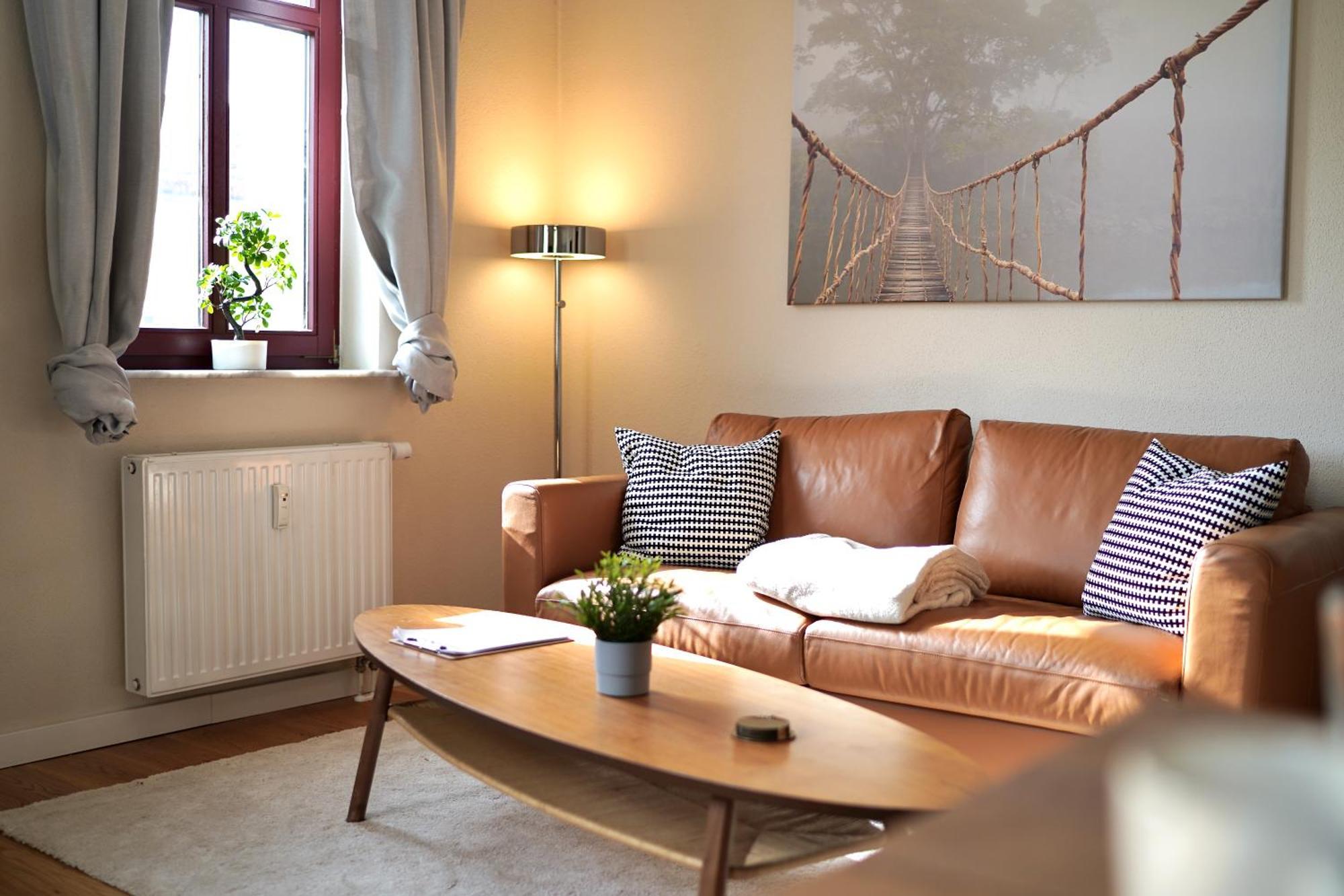 Edler Wohnraum Noble Stadtoase Mit Boxspringbett, Kaffeevollautomat & Parkplatz Zwickau Exterior foto